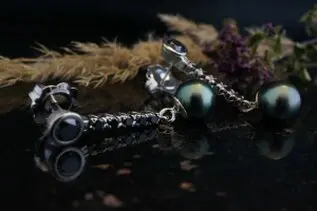 Galerie- Schmuck